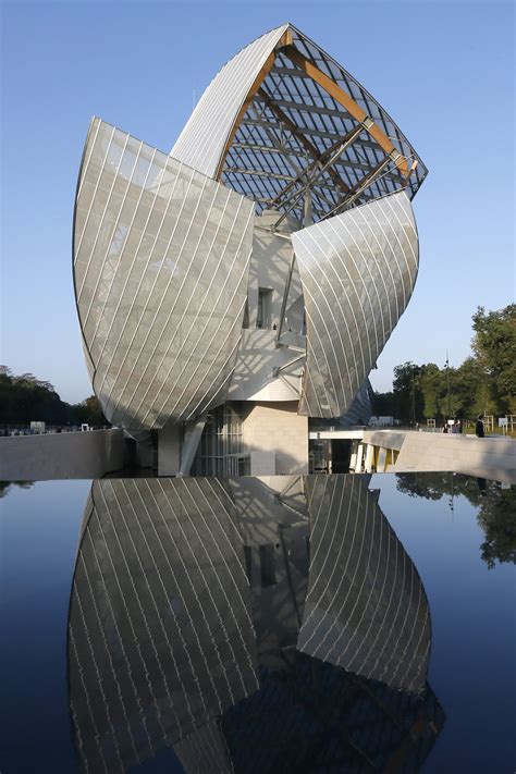 frank gehry's fondation louis vuitton|Louis Vuitton foundation archdaily.